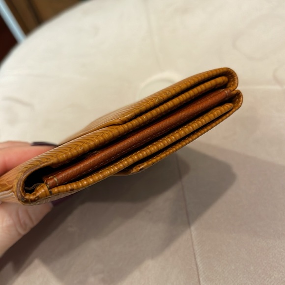 Louis Vuitton Epi Noe Wallet - Picture 9 of 16